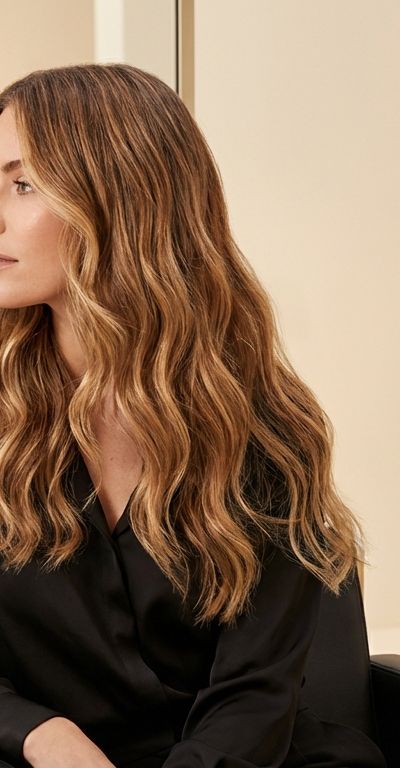 Comparación de resultado de simulador de color de pelo con IA vs resultado real en salón